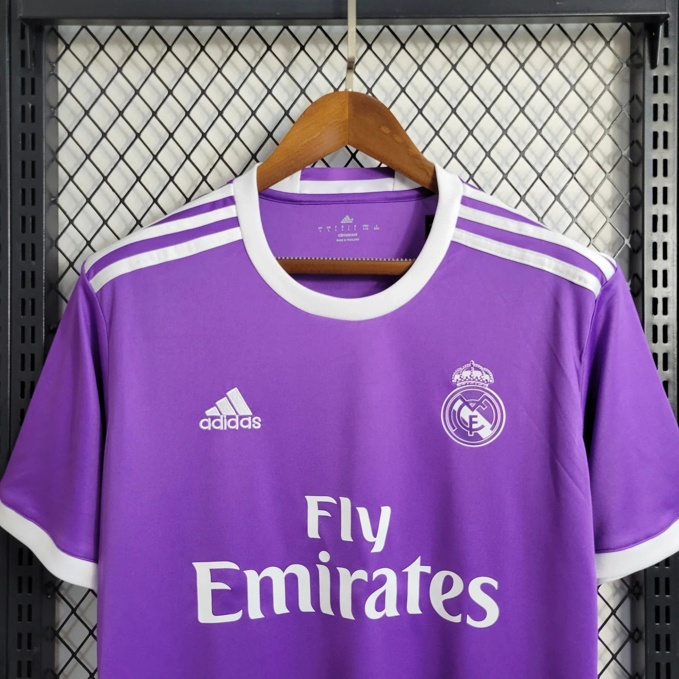 Real Madrid 2016/2017 Away Jersey
